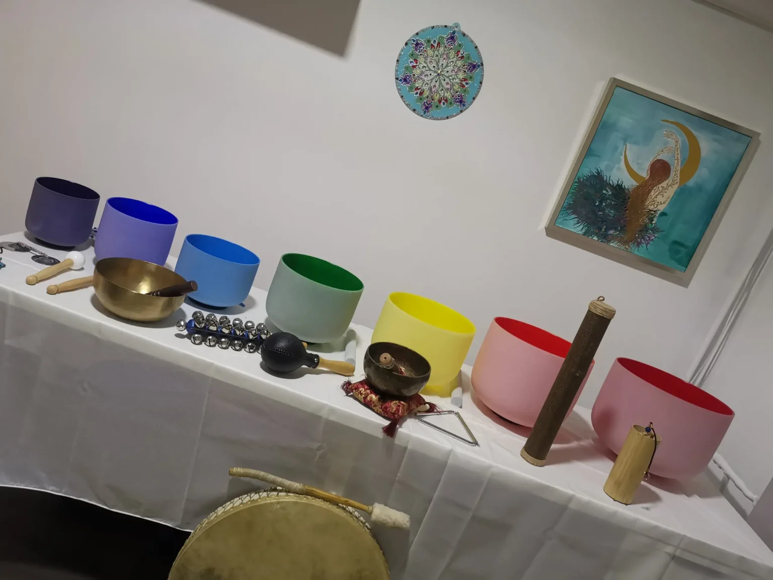 Nirvána Jógastúdió és Holisztikus Tér Hangtál-Fürdő